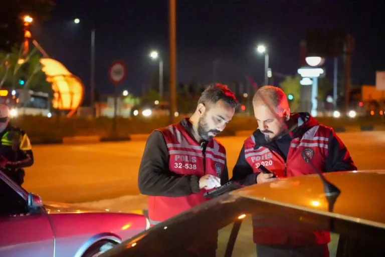 ISPARTA’DA HUZUR UYGULAMASI: KAVŞAKLARDA DENETİM